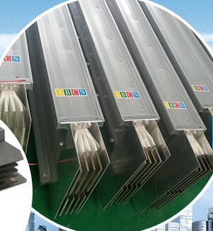 安装图纸问题,图上的照明母线,消防线槽,非消防线槽是什么意思,三个桥架吗?