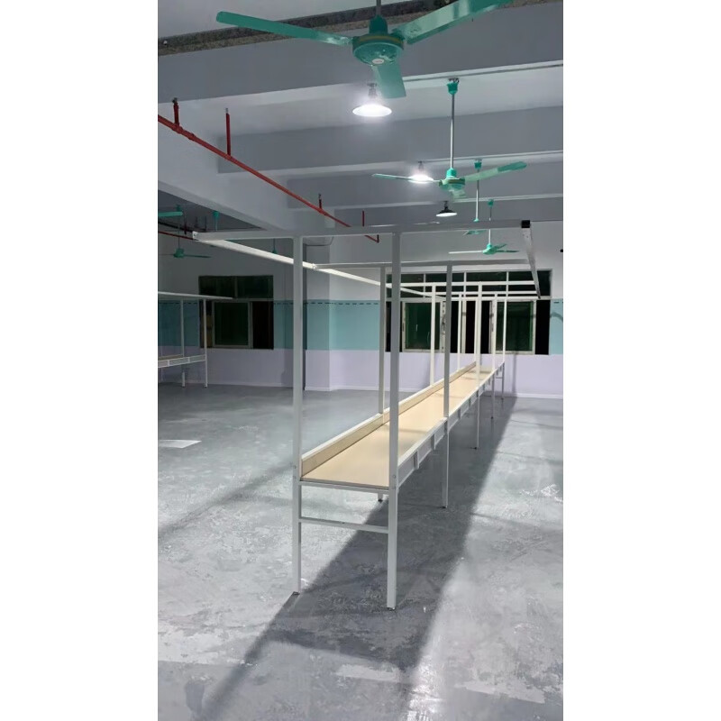 服装厂流水槽照明系统优化 带灯架流水线与照明母线槽的应用